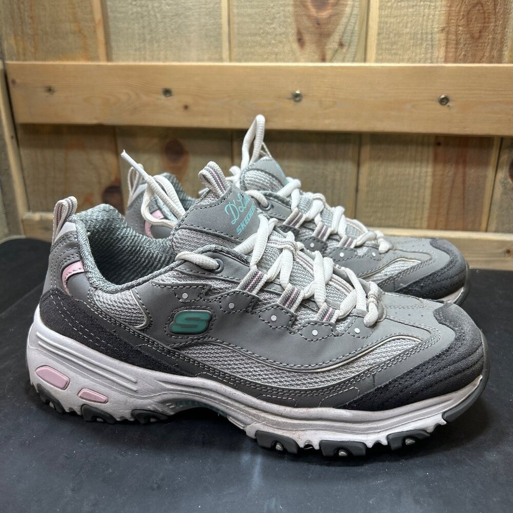 Skechers D'Lites Womens 11947W Gray Athletic Walking Size 8 Wide Fit